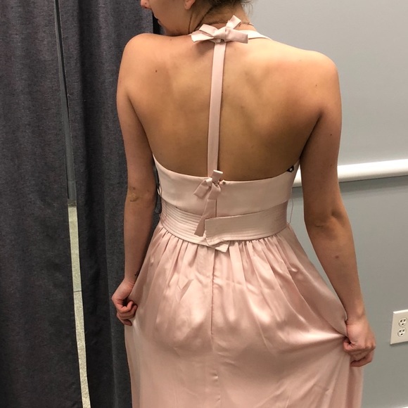 Vera Wang v-neck halter gown - Picture 4 of 5